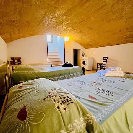 San Lorenzo House